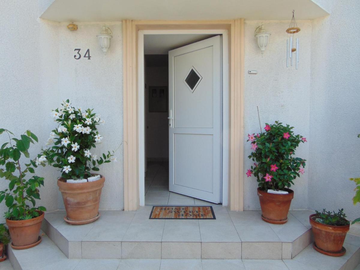 Apartments Petra Биоград на Мору Екстериор снимка